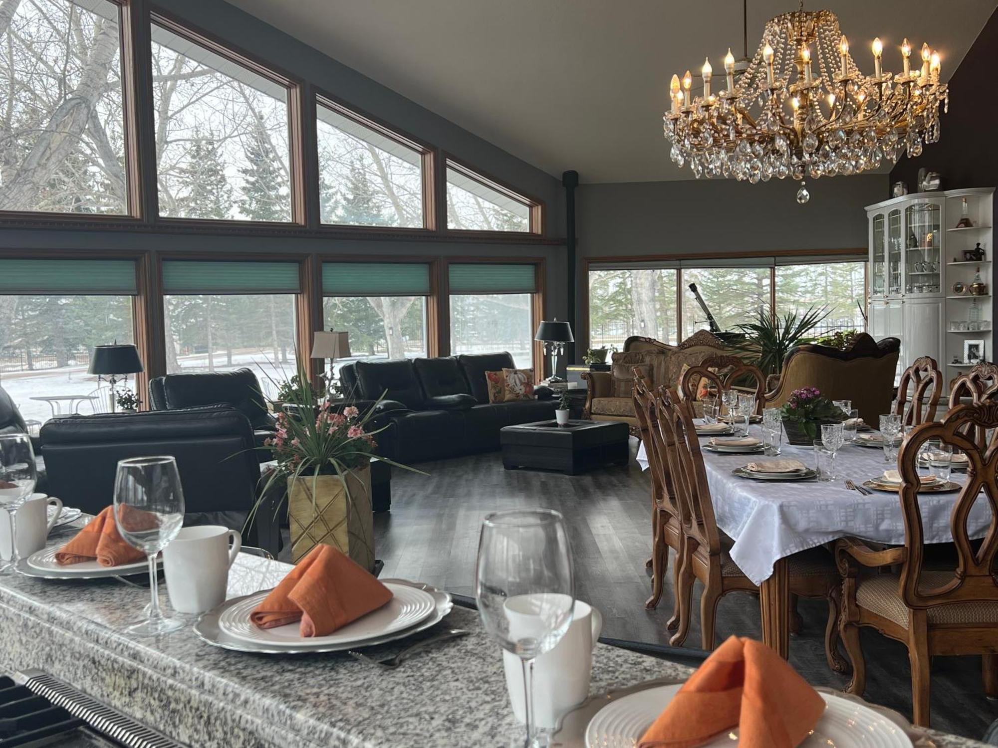 Rolling Hills Country Resort Bed And Breakfast Three Hills Exteriör bild